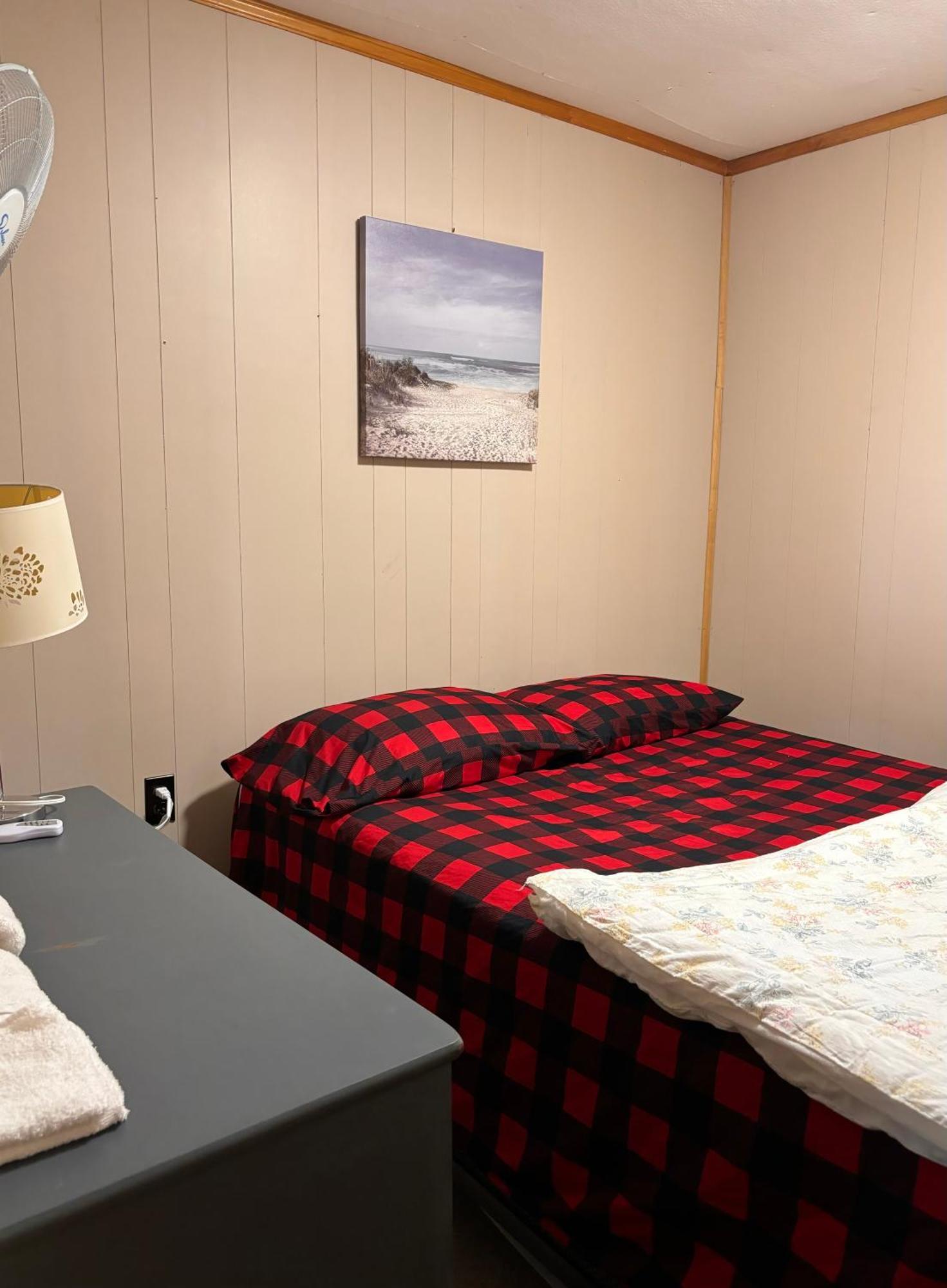 Lakefront Hideaway Resort Kawartha Lakes Εξωτερικό φωτογραφία