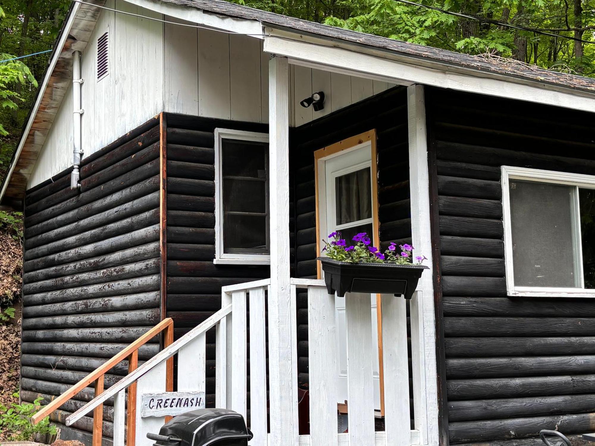 Lakefront Hideaway Resort Kawartha Lakes Εξωτερικό φωτογραφία