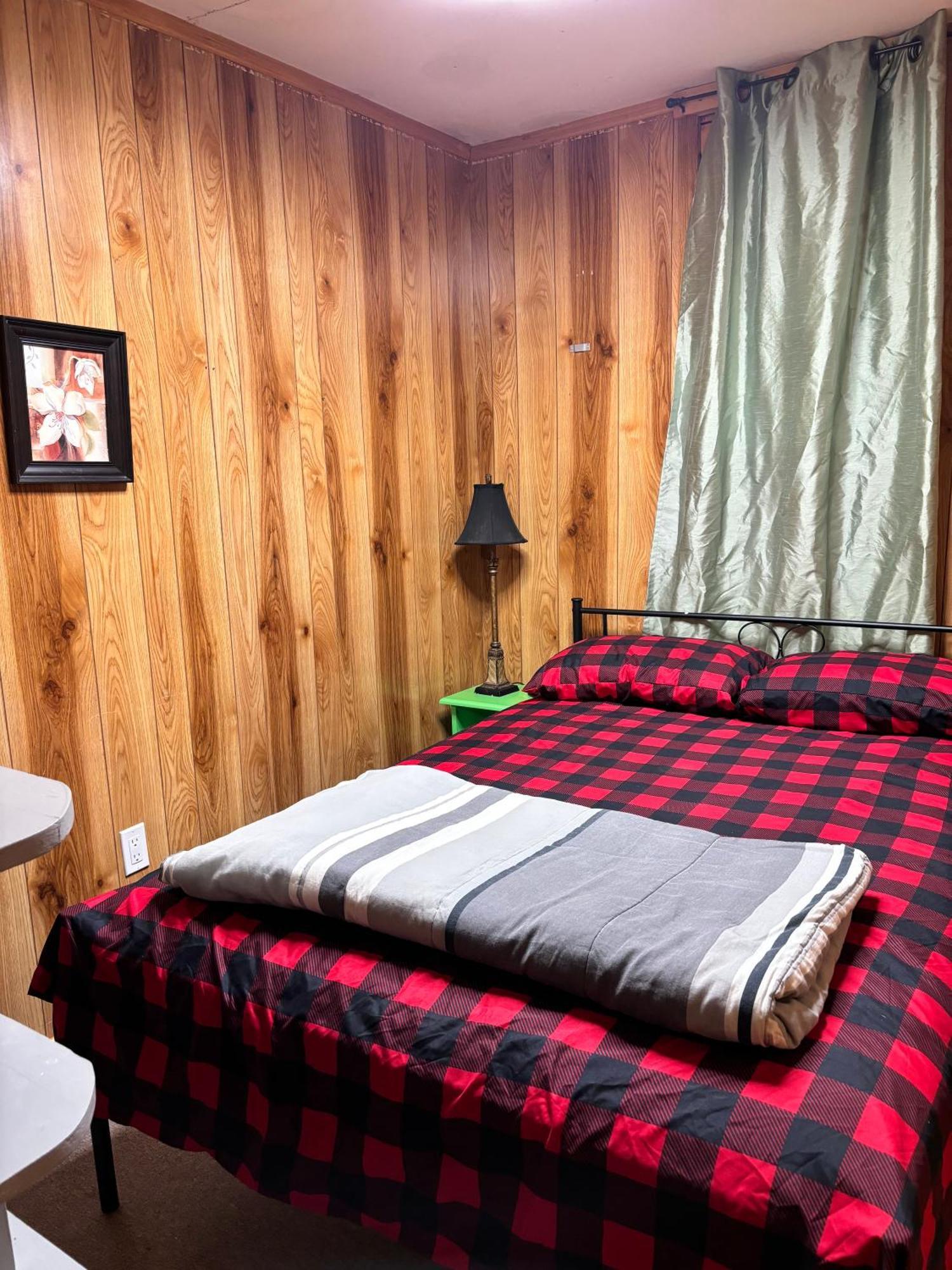 Lakefront Hideaway Resort Kawartha Lakes Εξωτερικό φωτογραφία